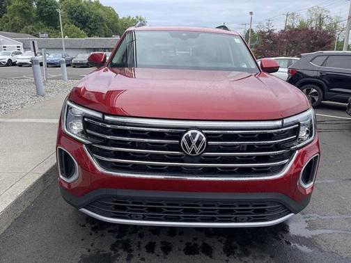 2025 Volkswagen Atlas 2.0T SE w/Technology 4MOTION