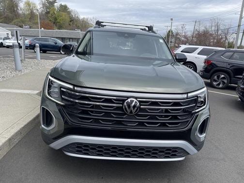 2024 Volkswagen Atlas 2.0T SEL