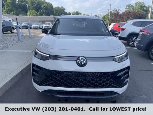 2025 Volkswagen Tiguan 2.0T SE R-Line Black 4MOTION