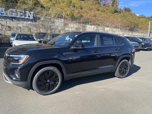 2026 Volkswagen Atlas Cross Sport 2.0T SE w/Technology 4MOTION