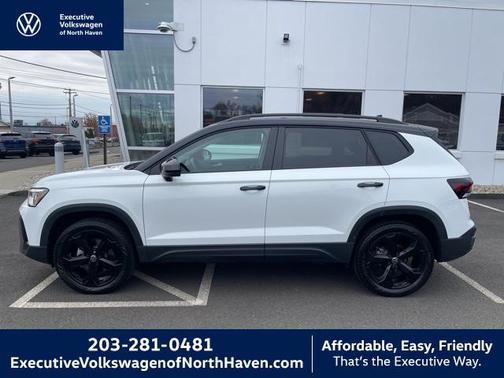 2025 Volkswagen Taos 1.5T SE Black