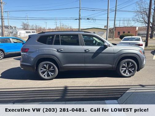2025 Volkswagen Atlas 2.0T SE