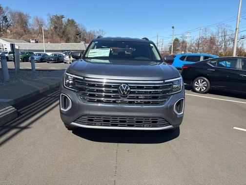 2025 Volkswagen Atlas 2.0T SE