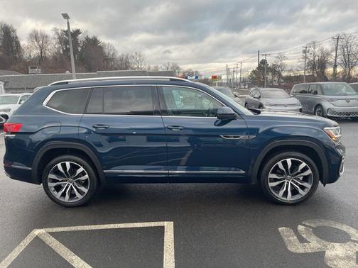 2023 Volkswagen Atlas 3.6L SEL Premium