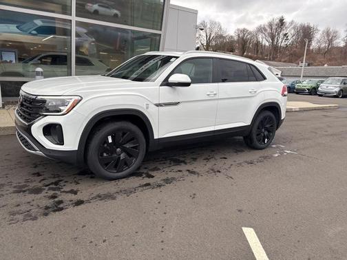2025 Volkswagen Atlas Cross Sport 2.0T SE w/Technology 4MOTION