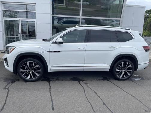 2025 Volkswagen Atlas 2.0T SEL Premium R-Line 4MOTION