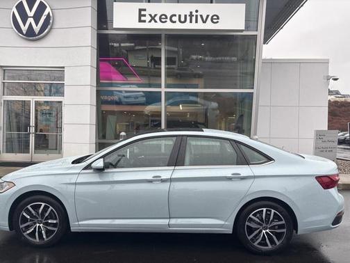 2025 Volkswagen Jetta 1.5T SE