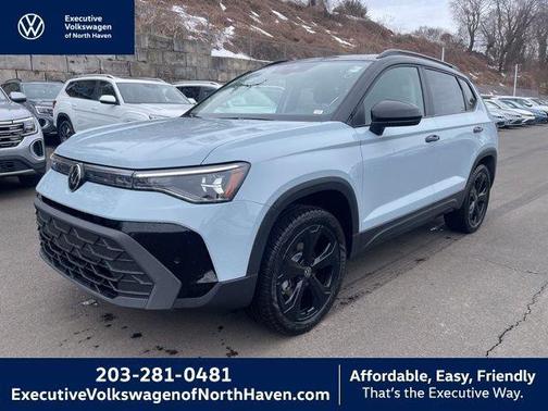 Monument Gray w/Deep Black Roof 2026 Volkswagen Taos SE Black SUV