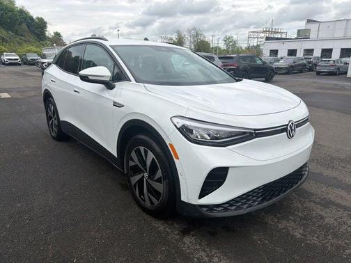 Pure White 2023 Volkswagen ID.4 Pro