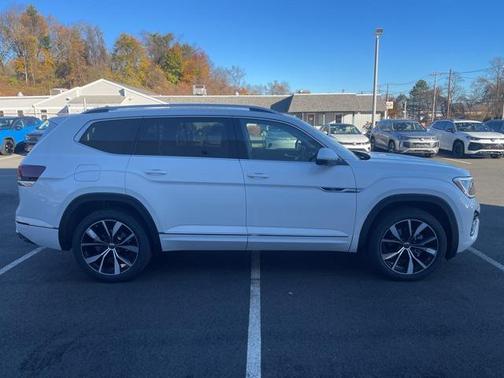 2026 Volkswagen Atlas 2.0T SEL Premium R-Line 4MOTION