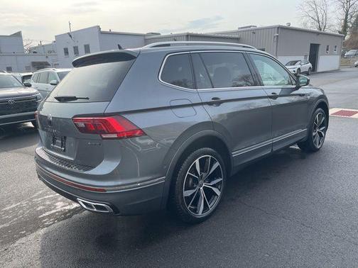 2023 Volkswagen Tiguan 2.0T SEL R-Line 4MOTION