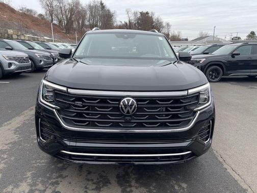 2025 Volkswagen Atlas 2.0T SEL Premium R-Line 4MOTION