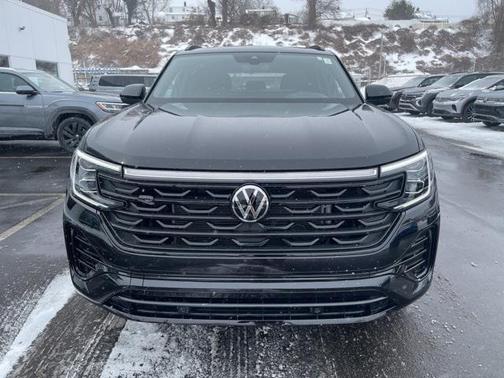 2025 Volkswagen Atlas Cross Sport 2.0T SEL