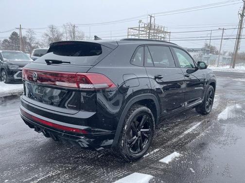 2025 Volkswagen Atlas Cross Sport 2.0T SEL