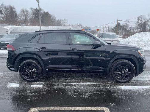 2025 Volkswagen Atlas Cross Sport 2.0T SEL