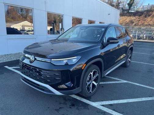 2026 Volkswagen Tiguan 2.0T SE 4MOTION