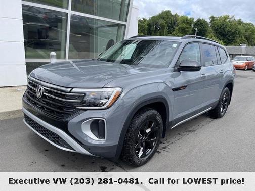 2025 Volkswagen Atlas 2.0T Peak Edition