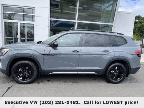 2025 Volkswagen Atlas 2.0T Peak Edition