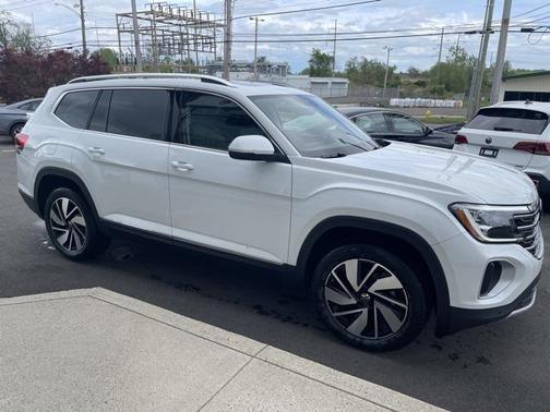 2025 Volkswagen Atlas 2.0T SEL