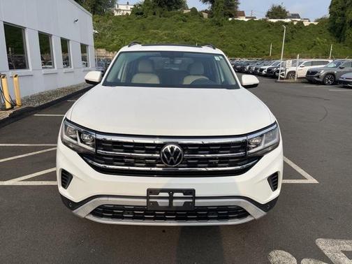 2022 Volkswagen Atlas 2.0T SE w/Technology 4MOTION