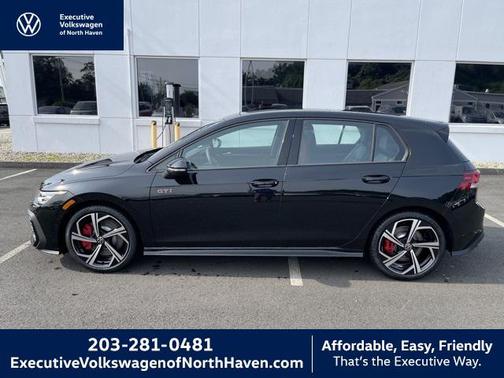 2025 Volkswagen Golf GTI 2.0T SE DSG