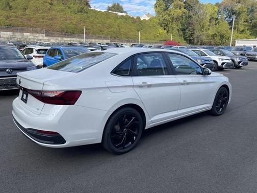 2026 Volkswagen Jetta 1.4T SE