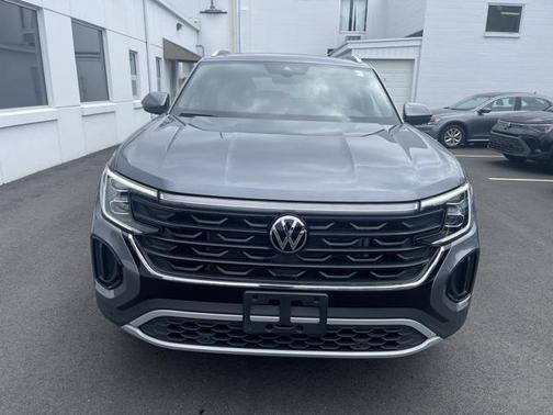 2024 Volkswagen Atlas Cross Sport 2.0T SE w/Technology 4MOTION