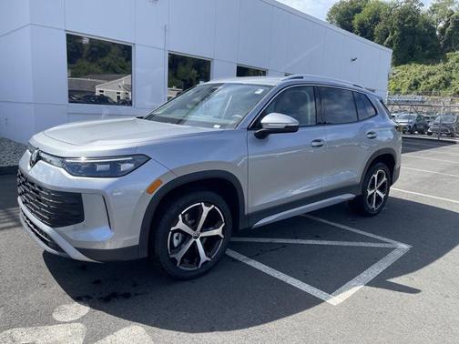 2025 Volkswagen Tiguan 2.0T SE 4MOTION