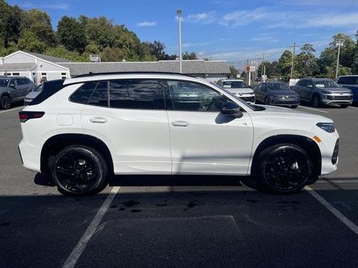 2025 Volkswagen Tiguan 2.0T SE R-Line Black 4MOTION