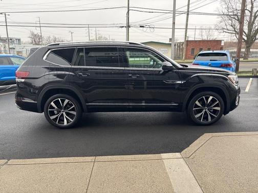 2024 Volkswagen Atlas 2.0T SEL Premium R-Line 4MOTION