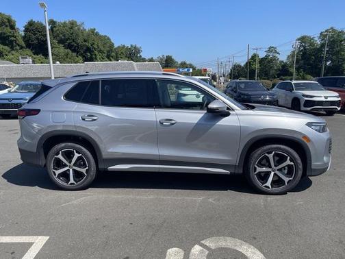 2025 Volkswagen Tiguan 2.0T SE 4MOTION