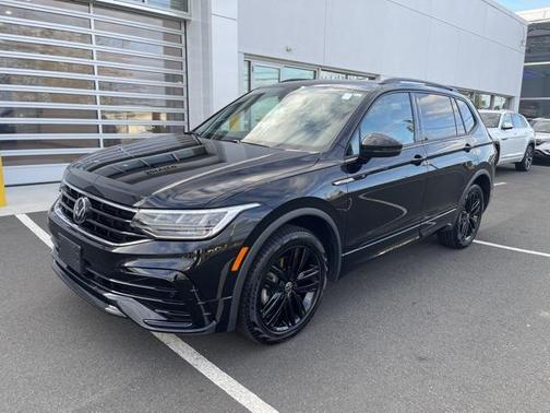 2022 Volkswagen Tiguan 2.0T SE R-Line Black 4MOTION