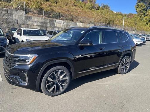 2026 Volkswagen Atlas 2.0T SEL Premium R-Line 4MOTION