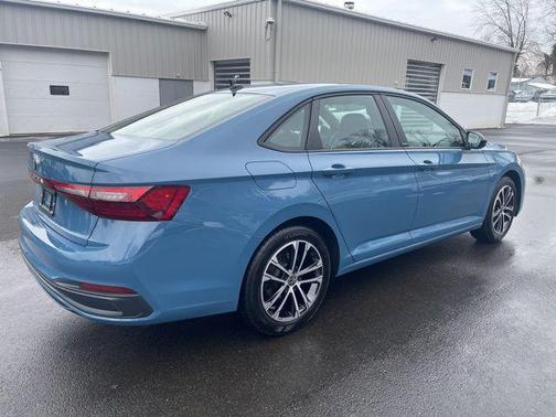 2025 Volkswagen Jetta 1.5T Sport