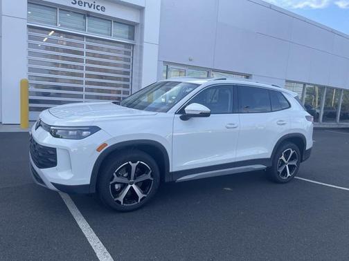 2025 Volkswagen Tiguan 2.0T SE 4MOTION