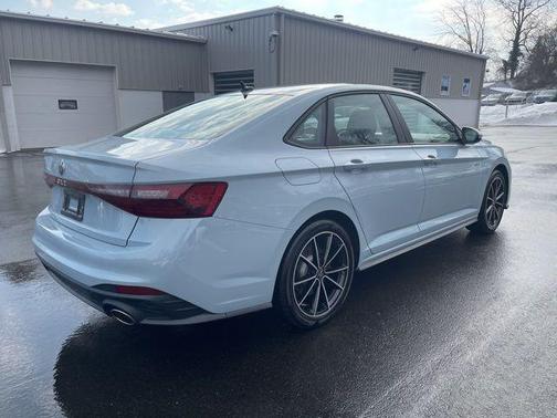 2025 Volkswagen Jetta GLI 2.0T Autobahn