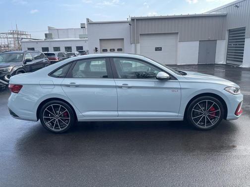 2025 Volkswagen Jetta GLI 2.0T Autobahn