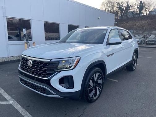 2024 Volkswagen Atlas Cross Sport 2.0T SE w/Technology 4MOTION