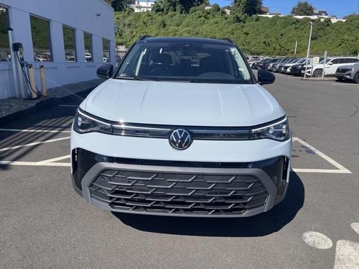 2025 Volkswagen Taos 1.5T SE Black