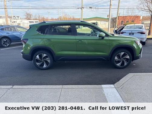 2025 Volkswagen Taos 1.5T SE