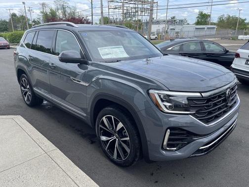 2025 Volkswagen Atlas 2.0T SEL Premium R-Line 4MOTION