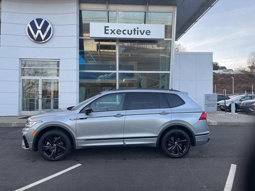 2024 Volkswagen Tiguan 2.0T SE R-Line Black 4MOTION