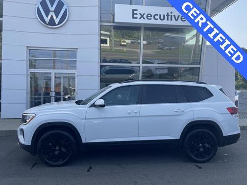 2024 Volkswagen Atlas 2.0T SE w/Technology 4MOTION