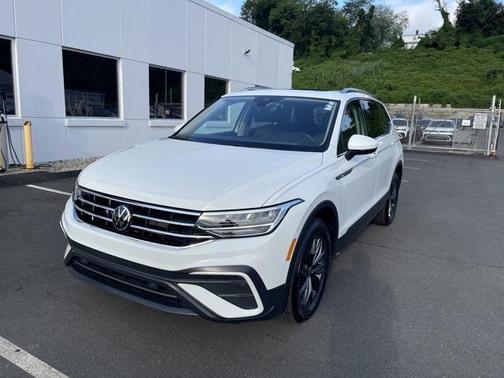 2024 Volkswagen Tiguan 2.0T SE 4MOTION