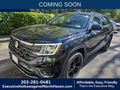 Deep Black 2025 Volkswagen Atlas Cross Sport 2.0T SEL