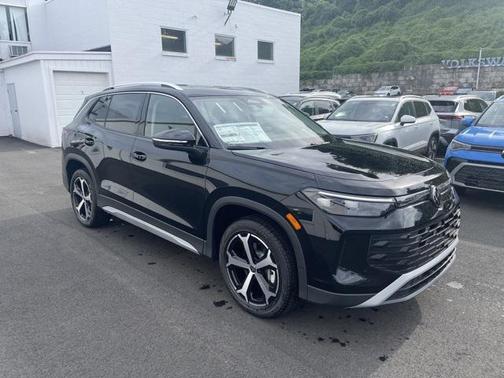 2025 Volkswagen Tiguan 2.0T SE 4MOTION