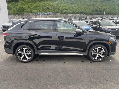 2025 Volkswagen Tiguan 2.0T SE 4MOTION