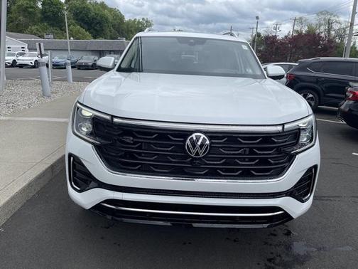2025 Volkswagen Atlas 2.0T SEL Premium R-Line 4MOTION