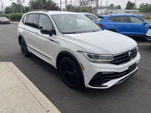 2022 Volkswagen Tiguan 2.0T SE R-Line Black 4MOTION
