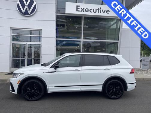 2022 Volkswagen Tiguan 2.0T SE R-Line Black 4MOTION